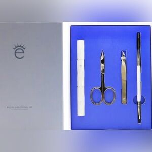 ⭐️NIB⭐️Eyeko~ Eyebrow Grooming Kit w/Pouch ~ Unisex